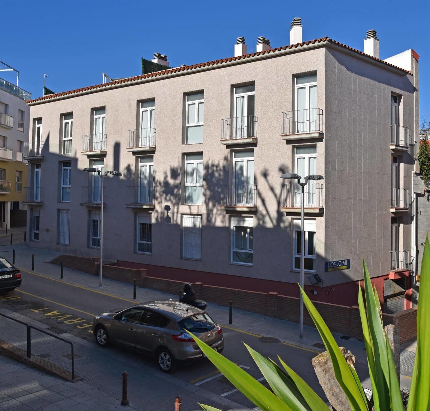 Apartamentos Ar Dosjoimi Лорет де Мар Екстериор снимка