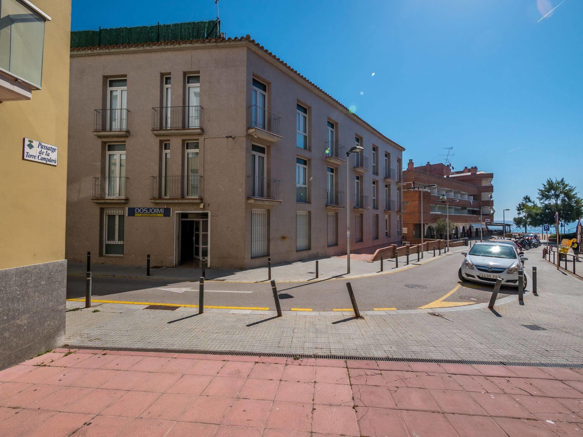 Apartamentos Ar Dosjoimi Лорет де Мар Екстериор снимка