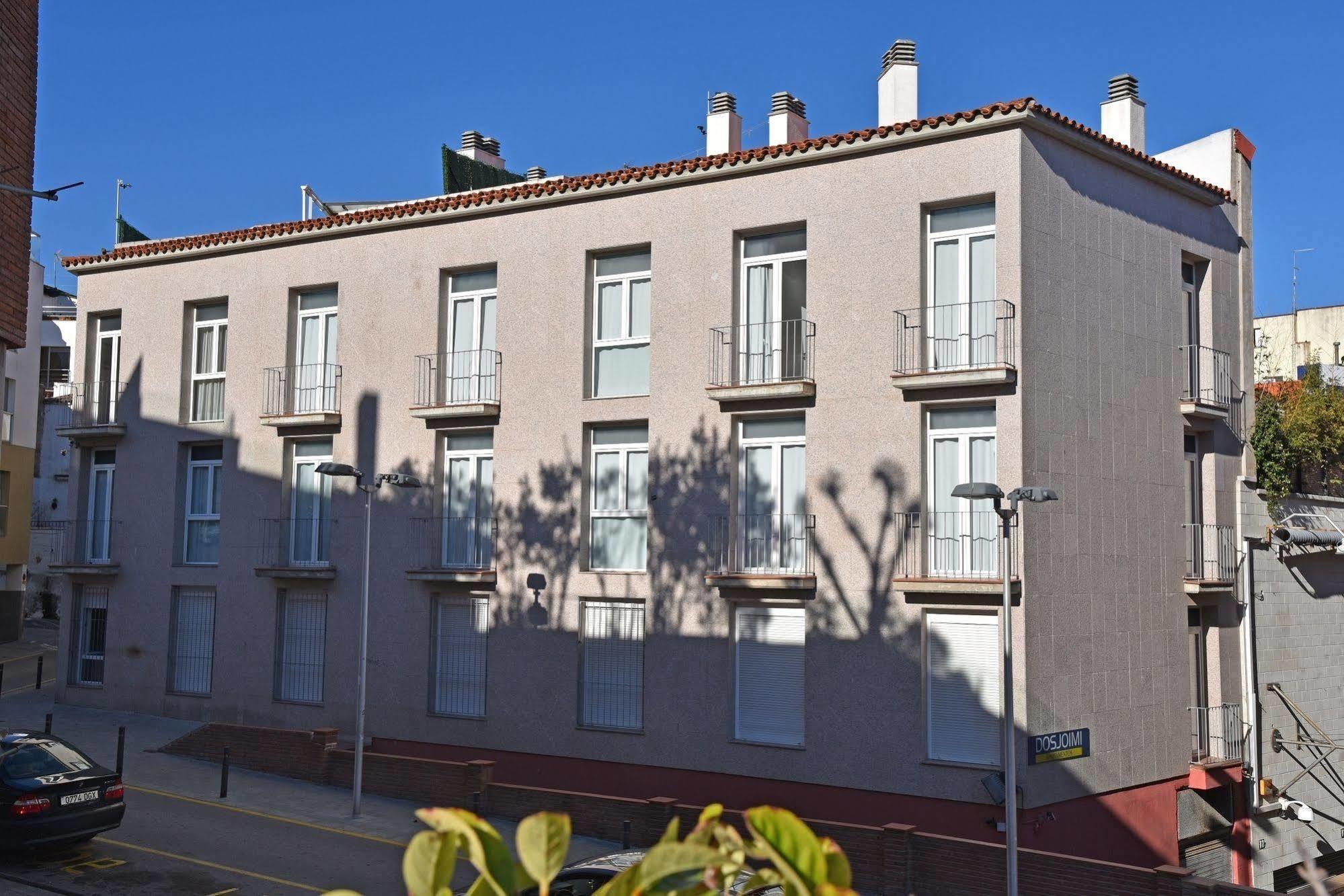 Apartamentos Ar Dosjoimi Лорет де Мар Екстериор снимка