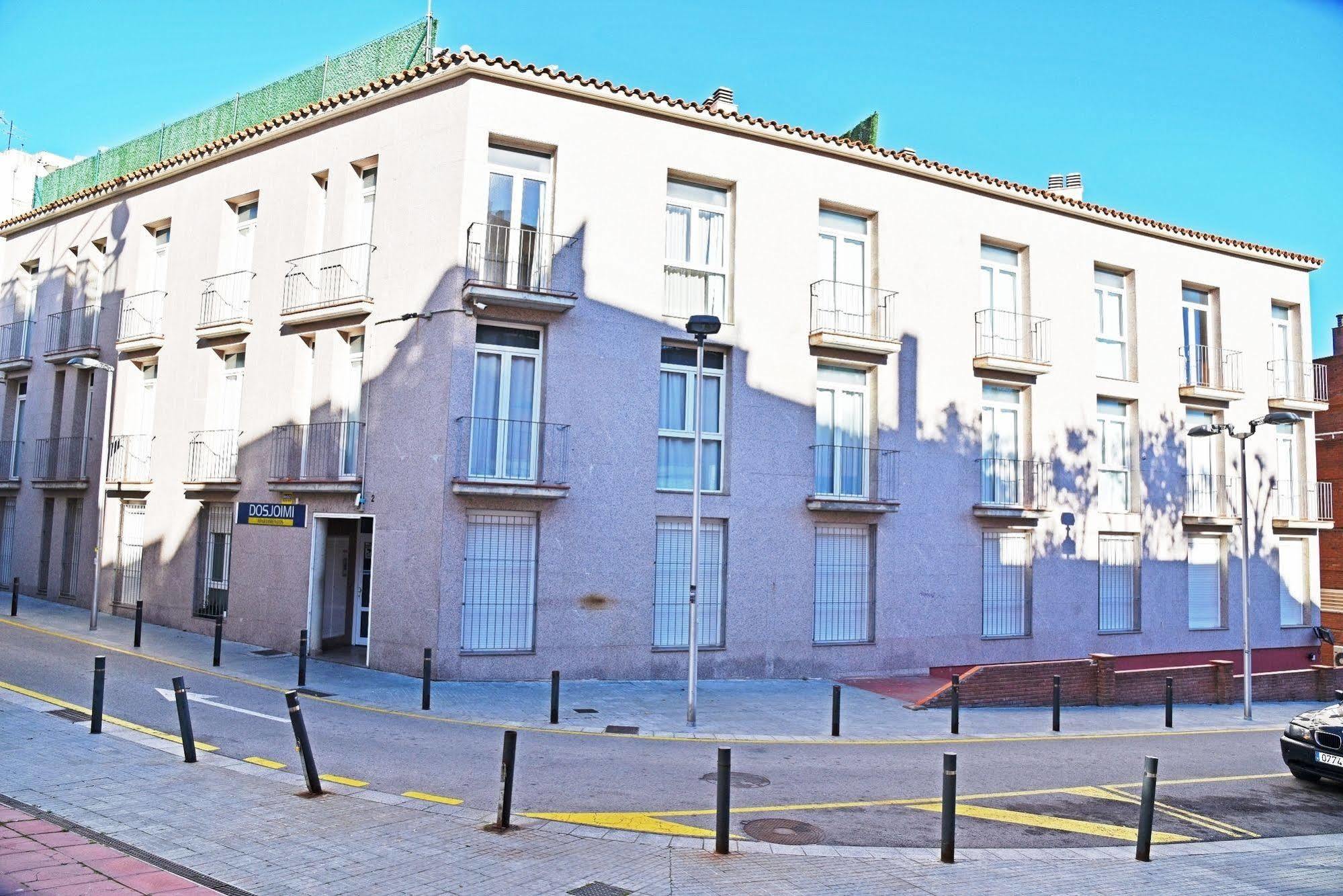 Apartamentos Ar Dosjoimi Лорет де Мар Екстериор снимка
