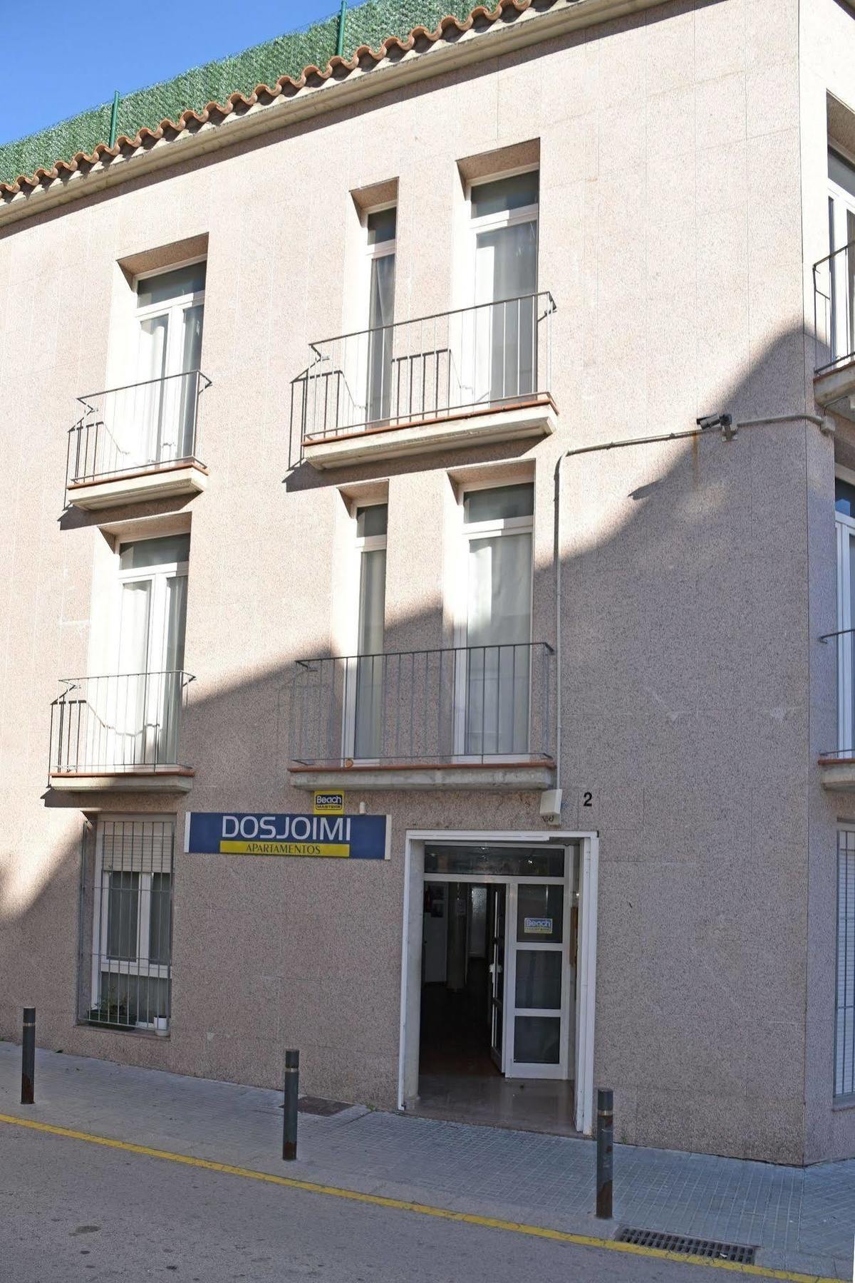 Apartamentos Ar Dosjoimi Лорет де Мар Екстериор снимка