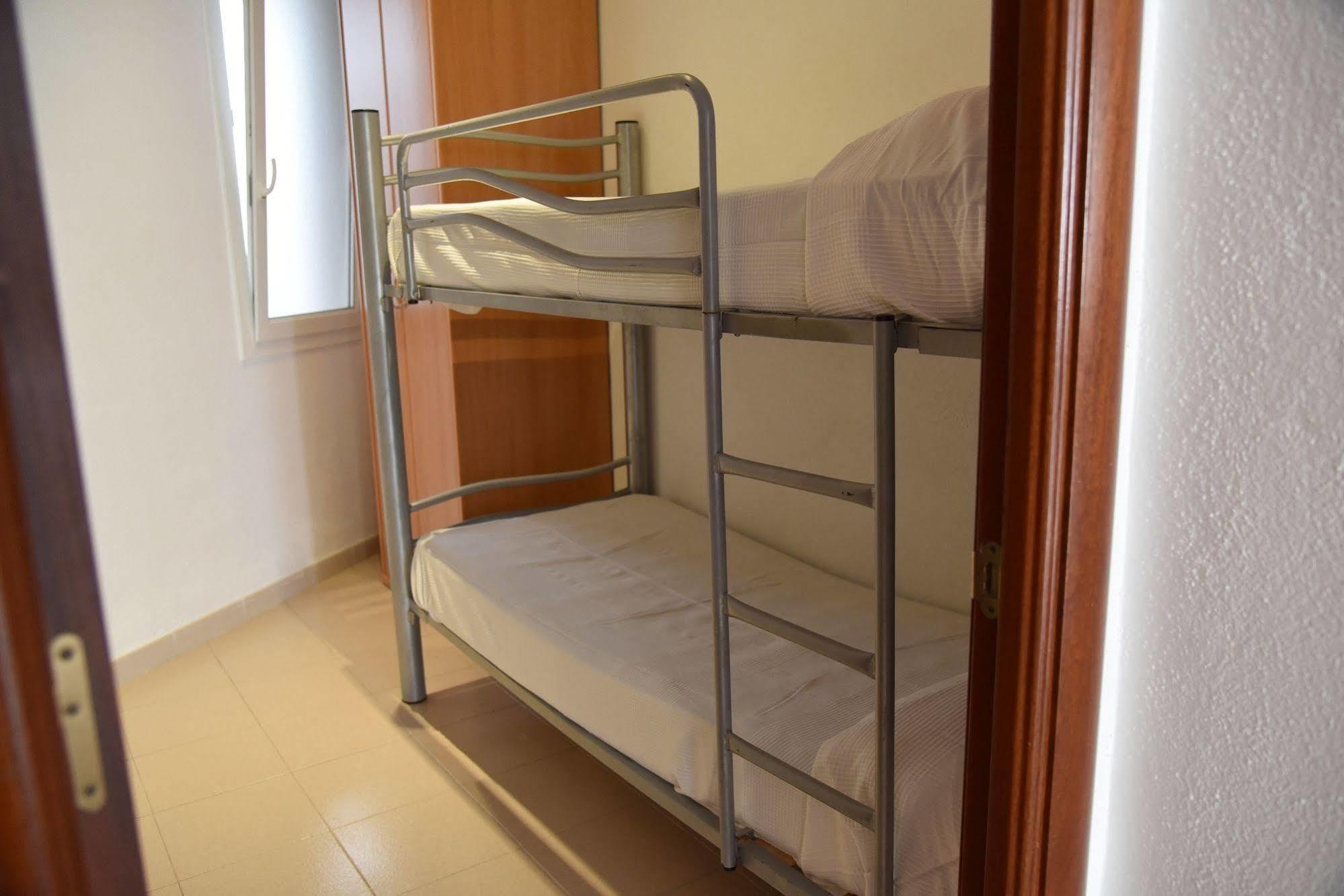 Apartamentos Ar Dosjoimi Лорет де Мар Екстериор снимка